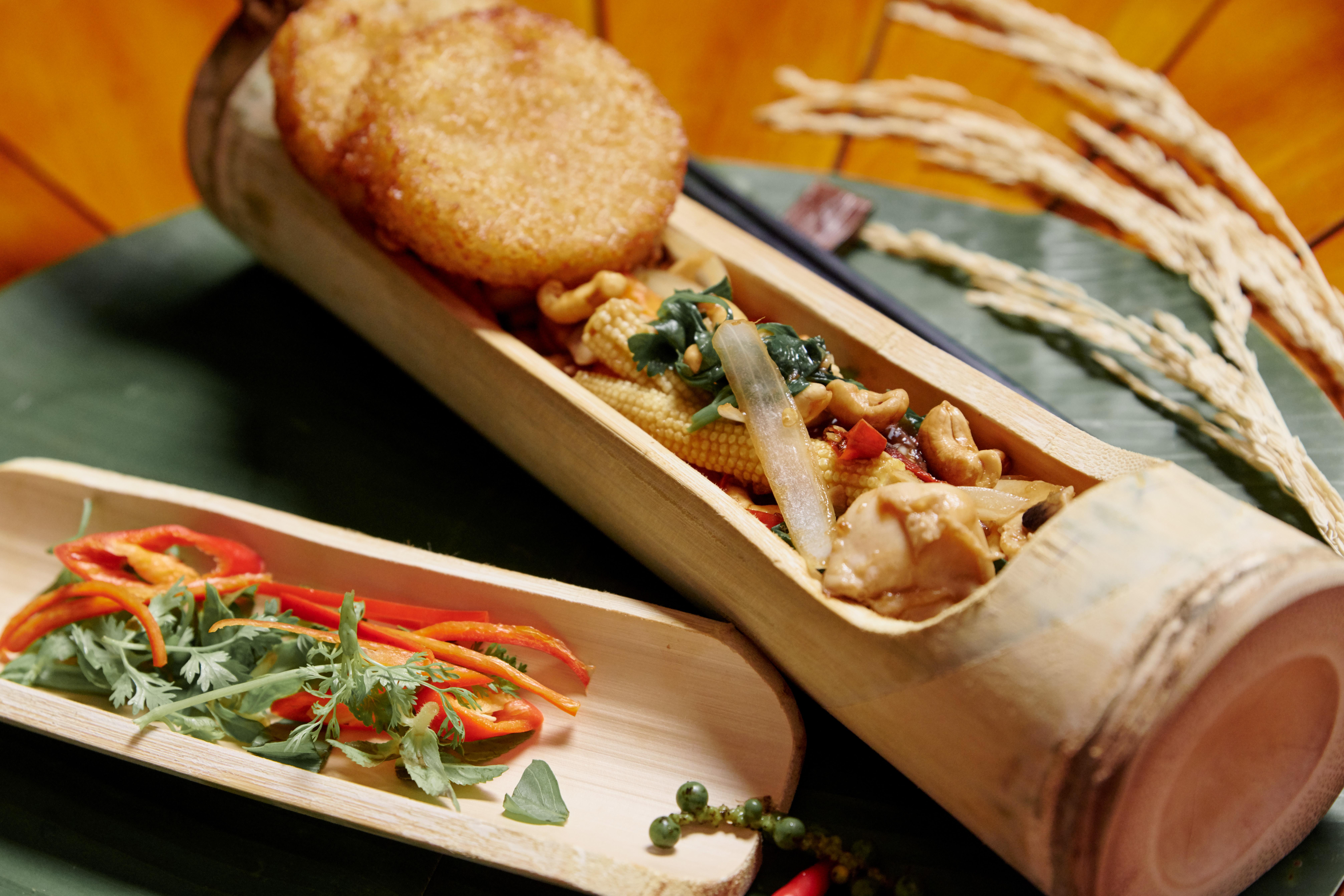 Salinda Resort Phu Quoc - Sparkling Wine Breakfast Exterior photo Bamboo chicken