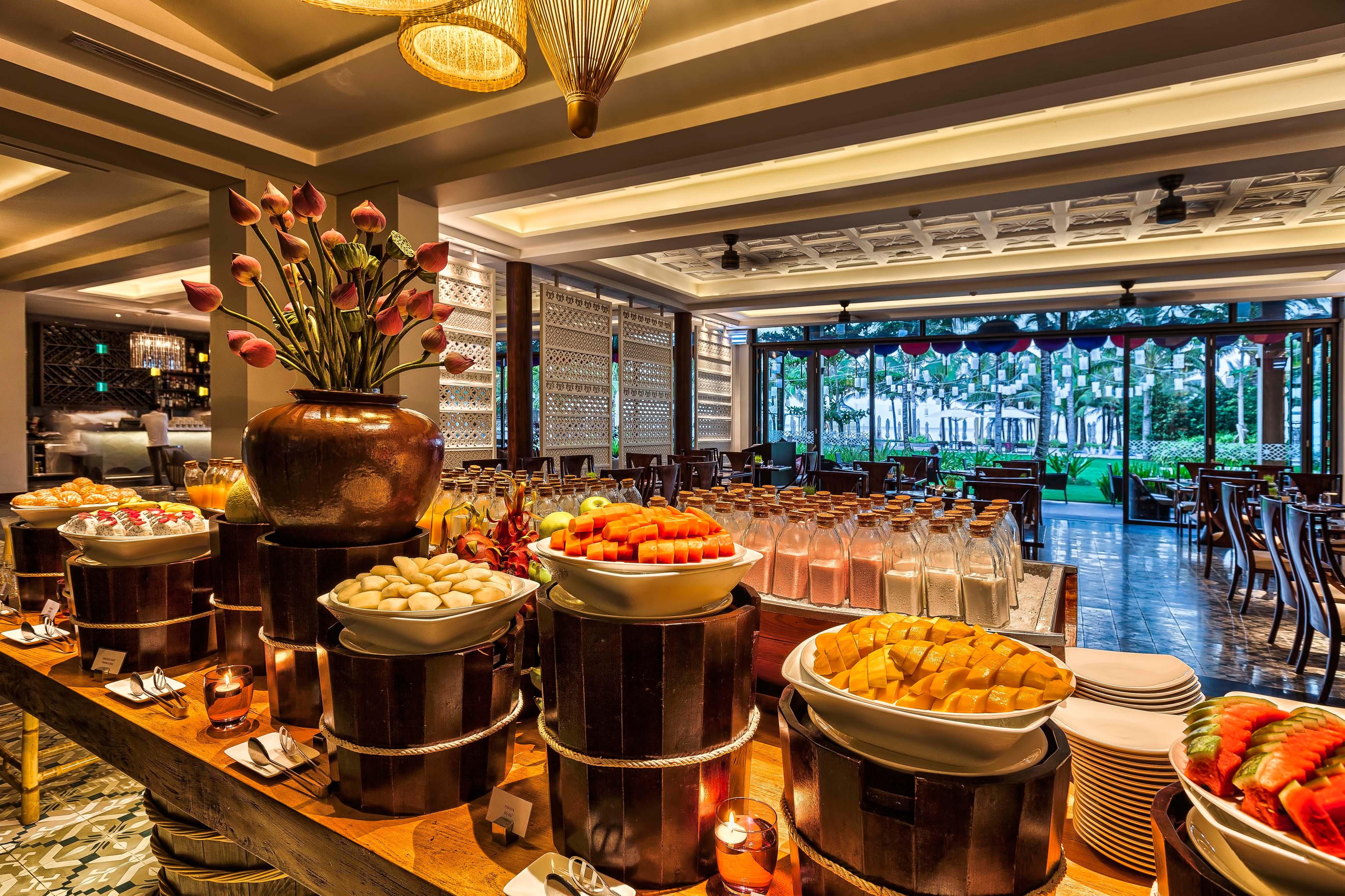 Salinda Resort Phu Quoc - Sparkling Wine Breakfast Exterior photo The buffet at the hotel